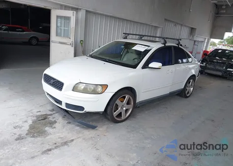 2006 Volvo S40 2.4I z USA, uszkodzony, nr VIN YV1MS382262209606